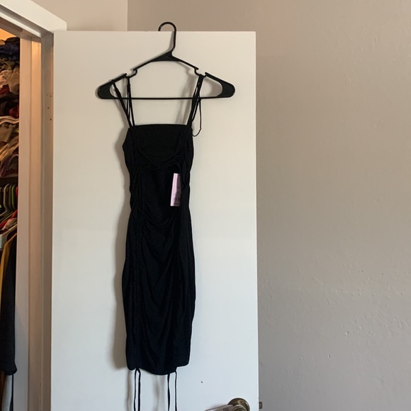 Black Dress - Picture 2 of 5